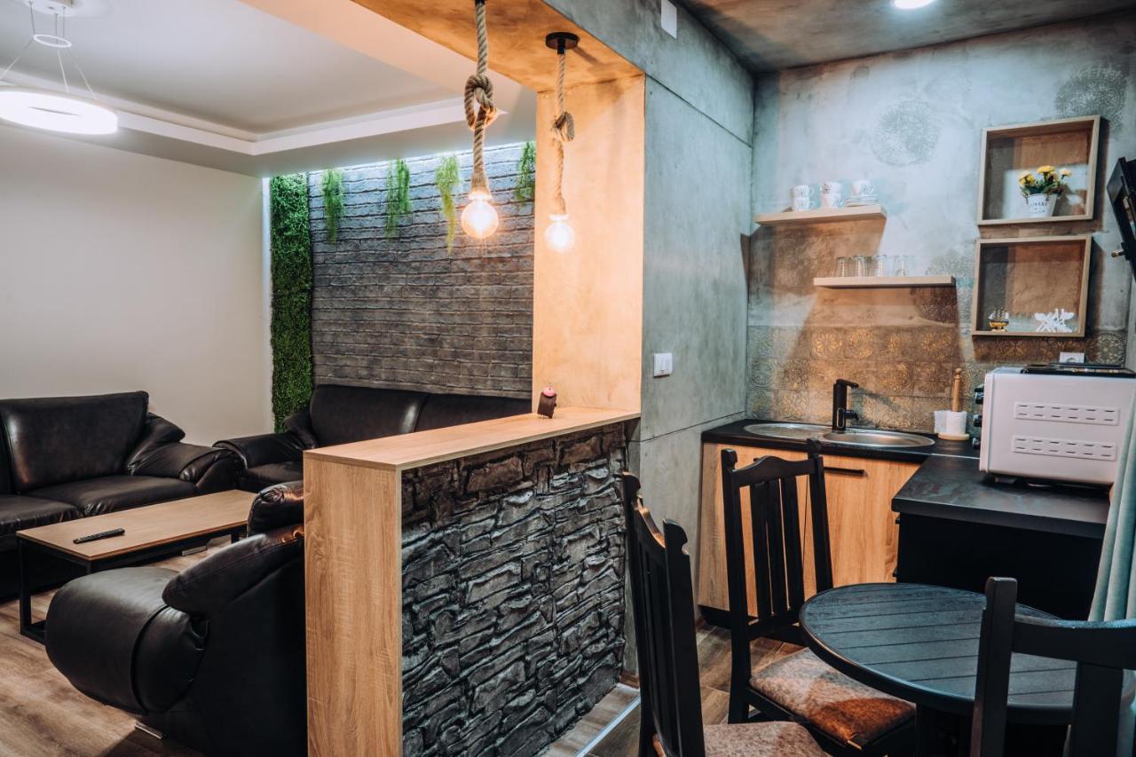 אוהריד Finesi Apartments מראה חיצוני תמונה