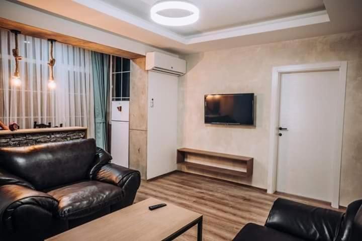 אוהריד Finesi Apartments מראה חיצוני תמונה